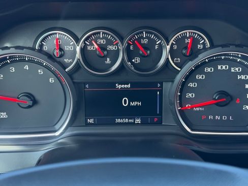 Used 2020 Chevrolet Silverado 1500 LT Trail Boss image 22