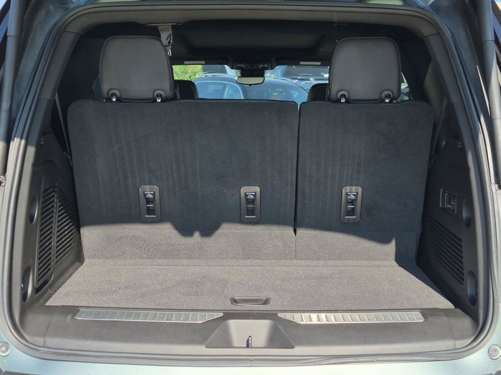 Used 2023 Chevrolet Tahoe Premier w/ Texas Edition RWD image 8
