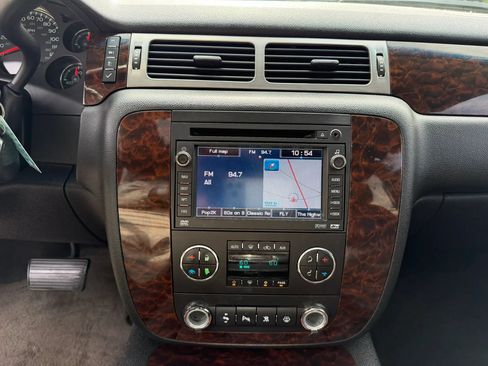 Used 2008 GMC Yukon Denali AWD/4WD image 25