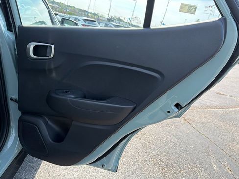 New 2026 Hyundai Venue SE FWD image 16