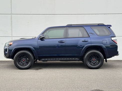 Certified 2024 Toyota 4Runner TRD Off-Road Premium w/ Off Road Premium Plus Package AWD/4WD image 4