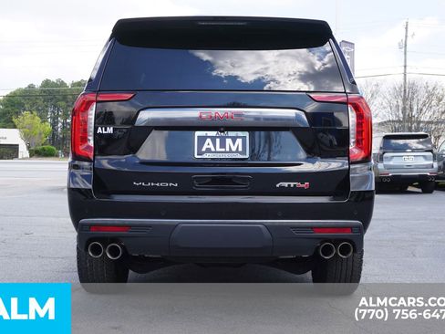 Used 2024 GMC Yukon XL AT4 w/ Technology Package image 13