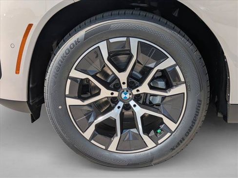 Used 2026 BMW X3 xDrive30i w/ Premium Package AWD/4WD image 10