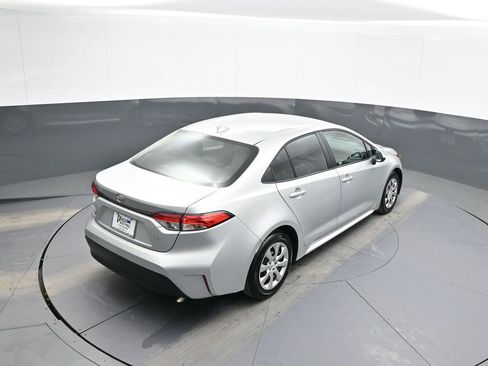 Certified 2025 Toyota Corolla LE image 37