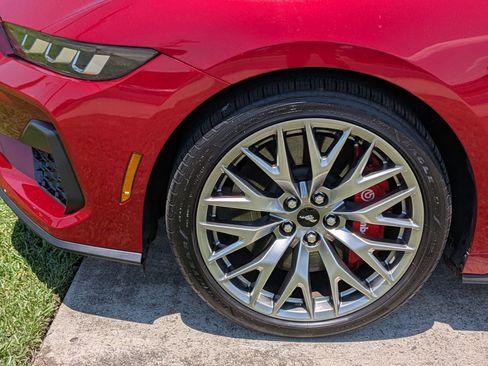Used 2024 Ford Mustang GT Premium RWD image 9