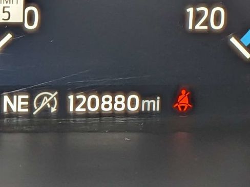 Used 2021 Ford F150 Lariat w/ Equipment Group 502A High AWD/4WD image 31