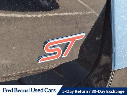 Used 2025 Ford Explorer ST AWD/4WD image 41