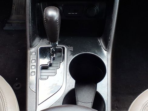 Used 2013 Hyundai Tucson GLS AWD/4WD image 14