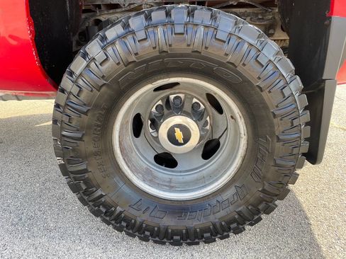 Used 2015 Chevrolet Silverado 3500 LT w/ LT Convenience Package image 11