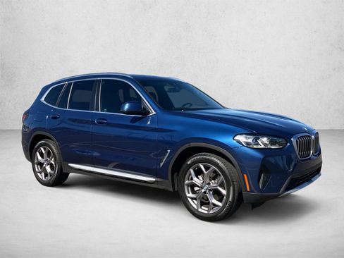 Used 2023 BMW X3 sDrive30i w/ Convenience Package RWD image 3