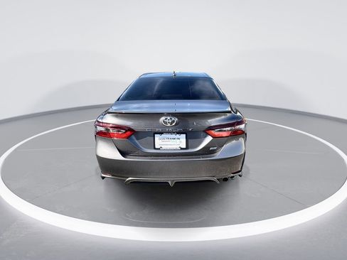Used 2024 Toyota Camry SE w/ Convenience Package FWD image 7