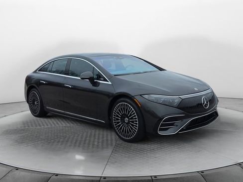 Used 2024 Mercedes-Benz EQS 580 4MATIC Sedan image 7