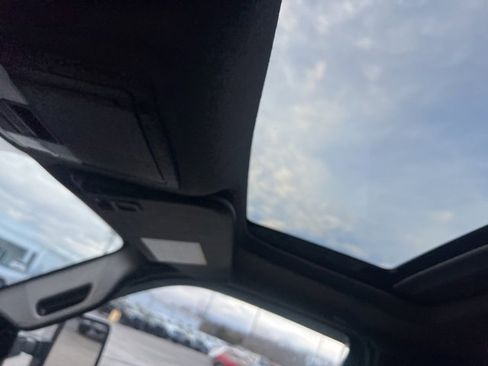 Used 2016 Ford F250 Lariat w/ Lariat Ultimate Package image 31