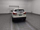 Used 2017 Nissan Rogue Sport SV image 6