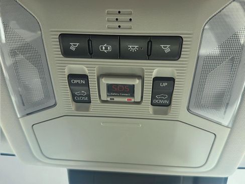 Used 2019 Toyota RAV4 XLE Premium w/ Cold Weather Package AWD/4WD image 26