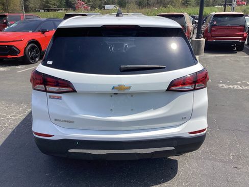 Used 2023 Chevrolet Equinox LT image 3