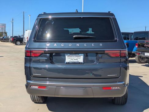 Used 2022 Jeep Wagoneer Series I w/ Convenience Group I image 4