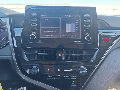 Certified 2021 Toyota Camry SE w/ Carpet Mat Package (TMS) image 16