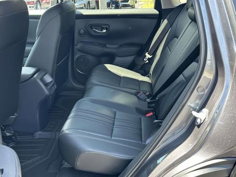 New 2026 Honda HR-V EX-L image 9