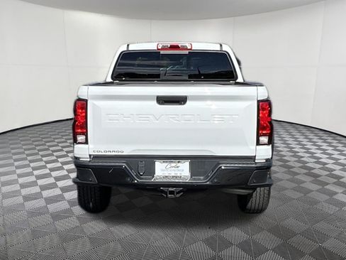 Used 2023 Chevrolet Colorado Trail Boss w/ Technology Package AWD/4WD image 5