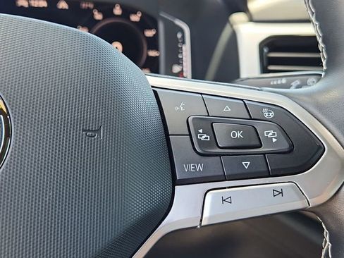 Used 2023 Volkswagen Atlas Cross Sport SEL AWD/4WD image 19