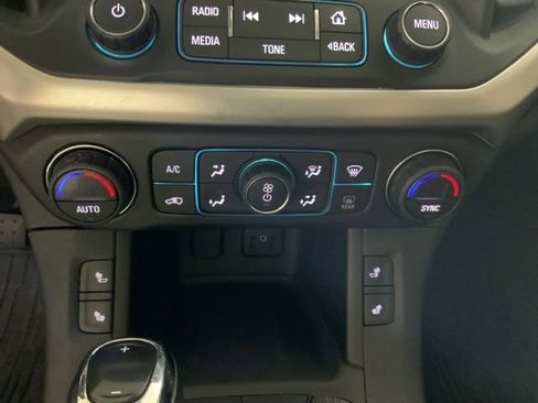 Used 2018 GMC Acadia SLT AWD/4WD image 21