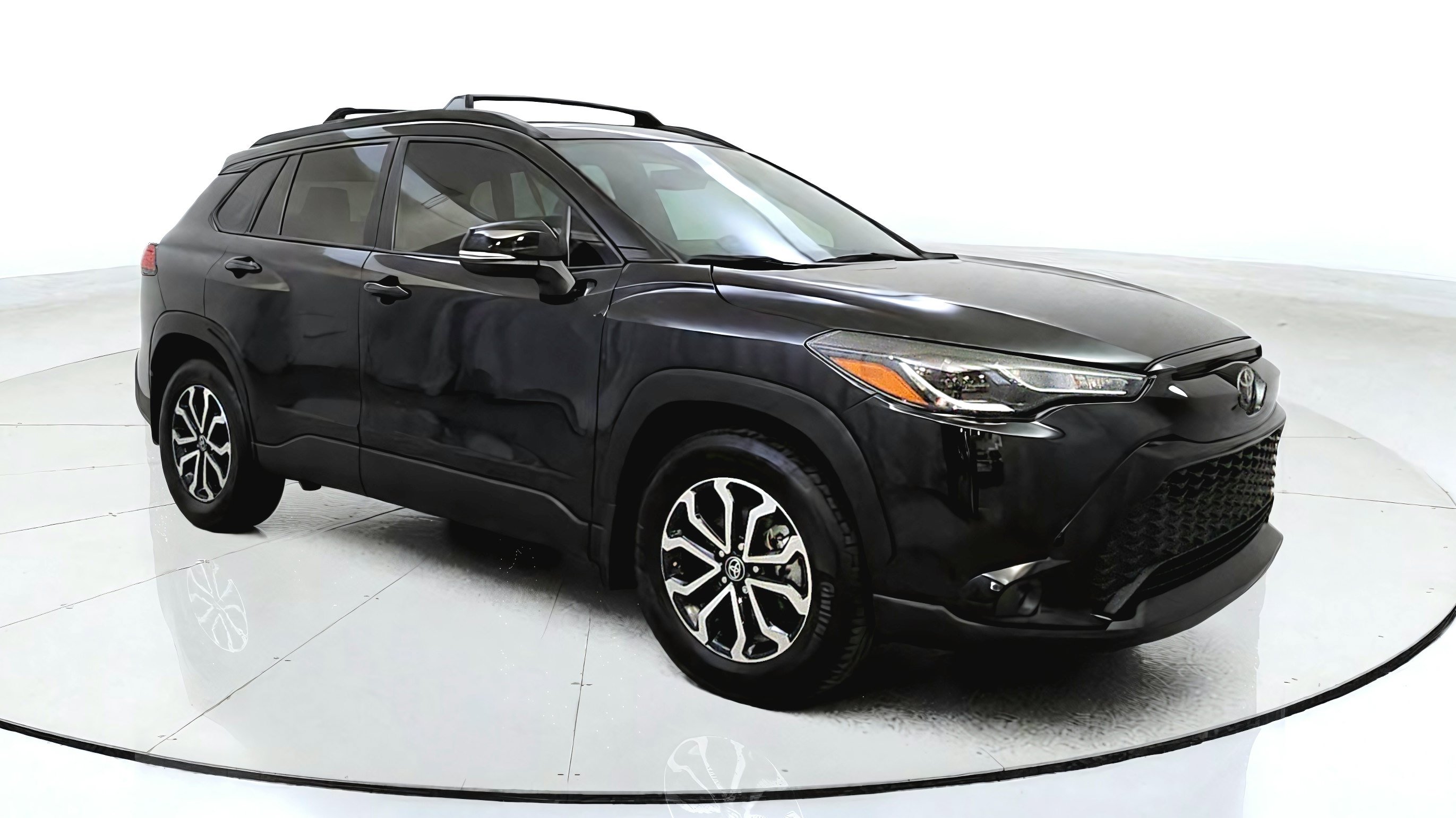 Used 2024 Toyota Corolla Cross AWD Hybrid image 1
