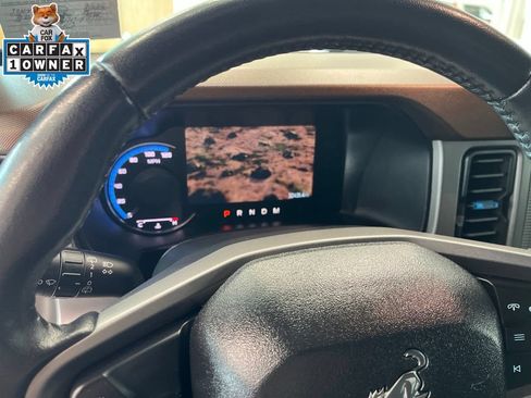 Used 2023 Ford Bronco Outer Banks AWD/4WD image 2