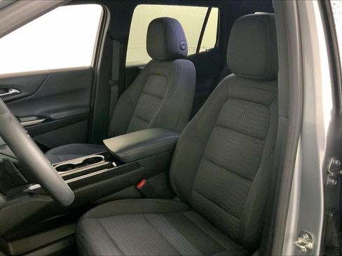 Used 2025 Chevrolet Equinox LT image 22