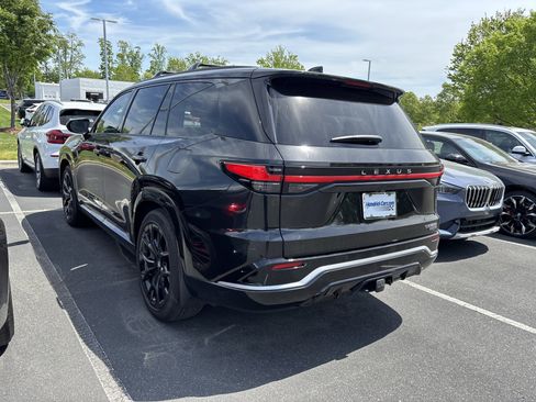 Used 2024 Lexus TX 500h AWD w/ Technology Package image 18