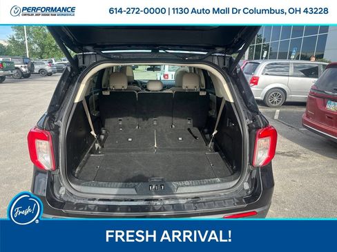 Used 2020 Ford Explorer XLT w/ Equipment Group 202A AWD/4WD image 26