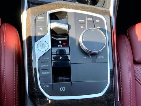 Used 2023 BMW 330i xDrive 330i xDrive w/ Premium Package image 35