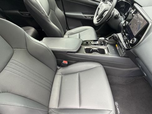 Used 2026 Lexus NX 350 AWD w/ Premium Package image 43