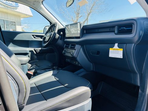 New 2026 Ford Maverick Lobo AWD/4WD image 12