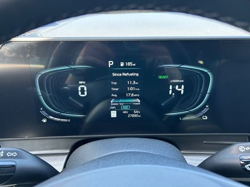 Used 2025 Kia Sportage X-Line AWD/4WD image 16