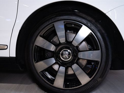 Used 2023 Rolls-Royce Cullinan w/ Cullinan Package AWD/4WD image 30