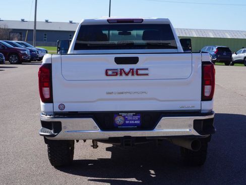 Used 2023 GMC Sierra 3500 SLE w/ SLE Convenience Package AWD/4WD image 4