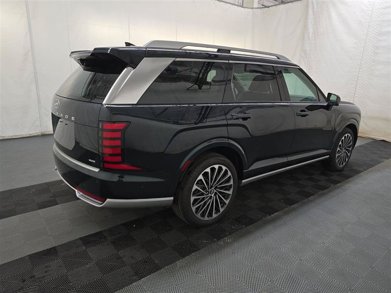 Used 2026 Hyundai Palisade Calligraphy AWD/4WD image 4