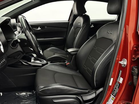 Used 2021 Kia Forte GT-Line image 13