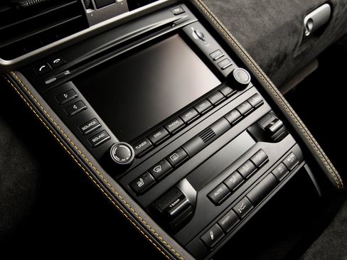 Used 2010 Porsche 911 GT3 image 24