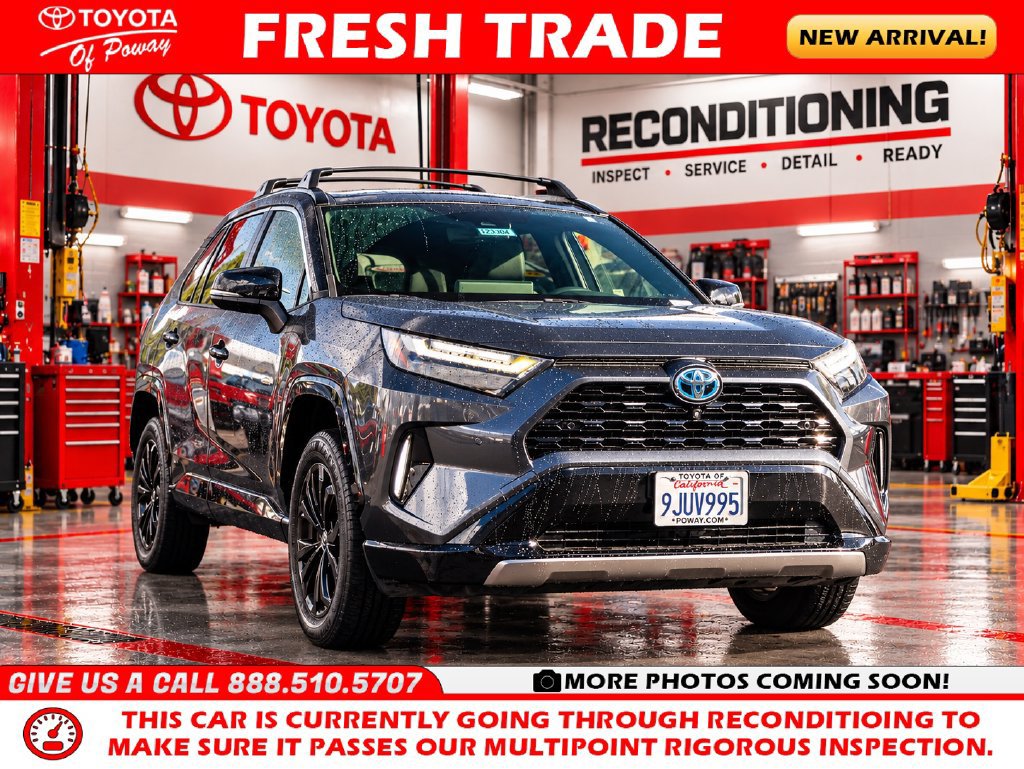 Used 2023 Toyota RAV4 XSE AWD/4WD image 1