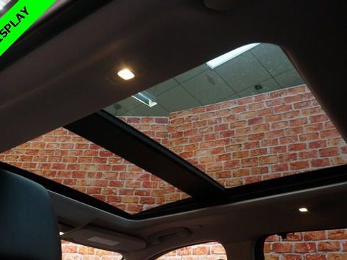 Certified 2022 Nissan Rogue Platinum w/ Head-Up Display Package image 33