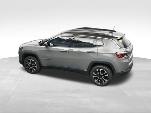 Used 2023 Jeep Compass Limited AWD/4WD image 19