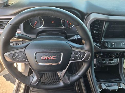 Used 2023 GMC Acadia AT4 w/ Technology Package AWD/4WD image 19