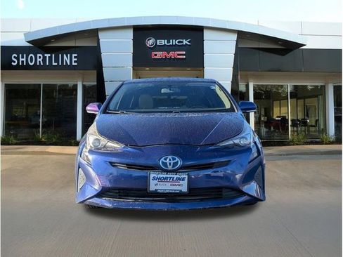 Used 2016 Toyota Prius Two image 10