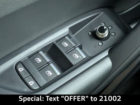 Certified 2024 Audi Q5 2.0T Premium image 28