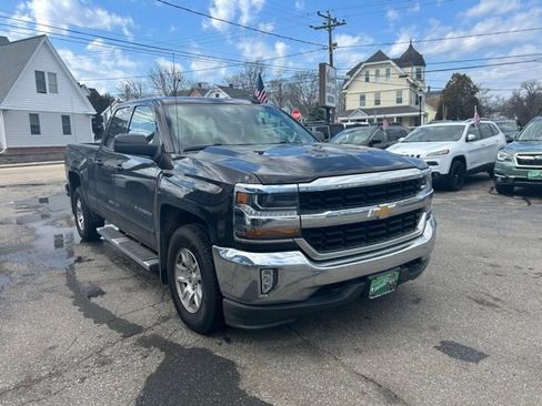 Used 2018 Chevrolet Silverado 1500 LT w/ All Star Edition image 5