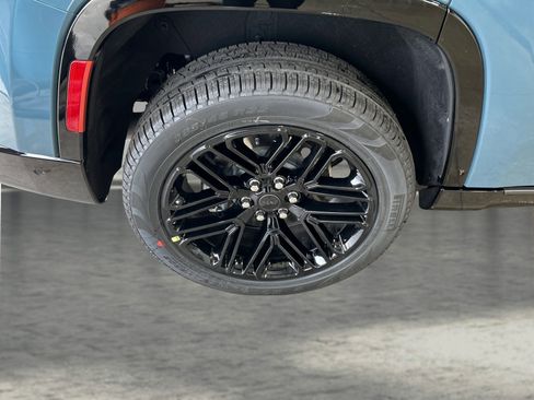 New 2026 Jeep Grand Wagoneer Limited AWD/4WD image 23