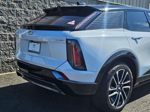 New 2026 Cadillac Optiq Sport 1 RWD image 53