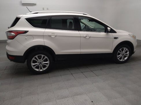 Used 2018 Ford Escape Titanium w/ Ford Safe & Smart Package AWD/4WD image 10